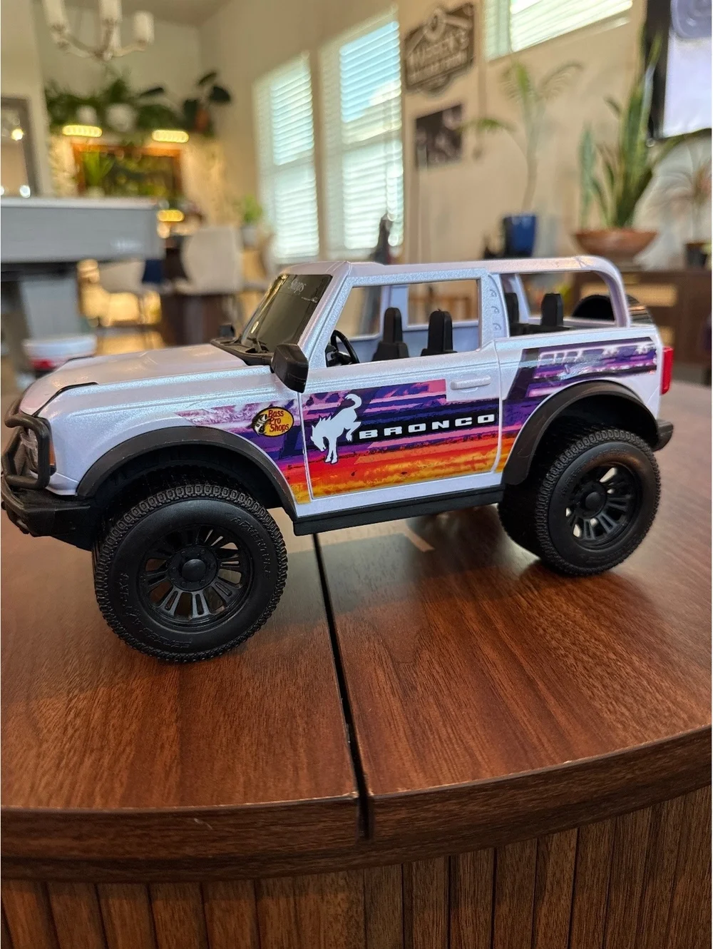 Ford Bronco Bass Pro Shops Edition Toy Car Model